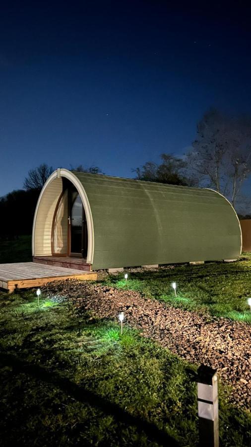 Hotel Orchard Luxe Glamping Pod Dungannon Exterior foto